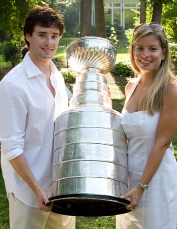 2girls_onecup