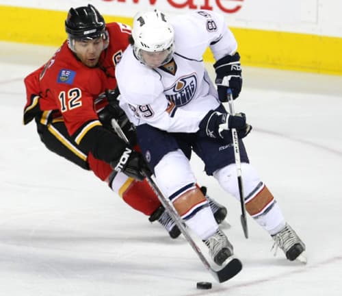 Flames CAL0329-CDNc3