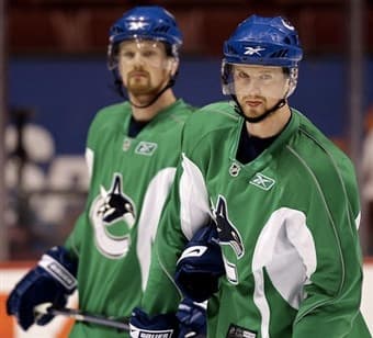 Canucks Sedins Hockey
