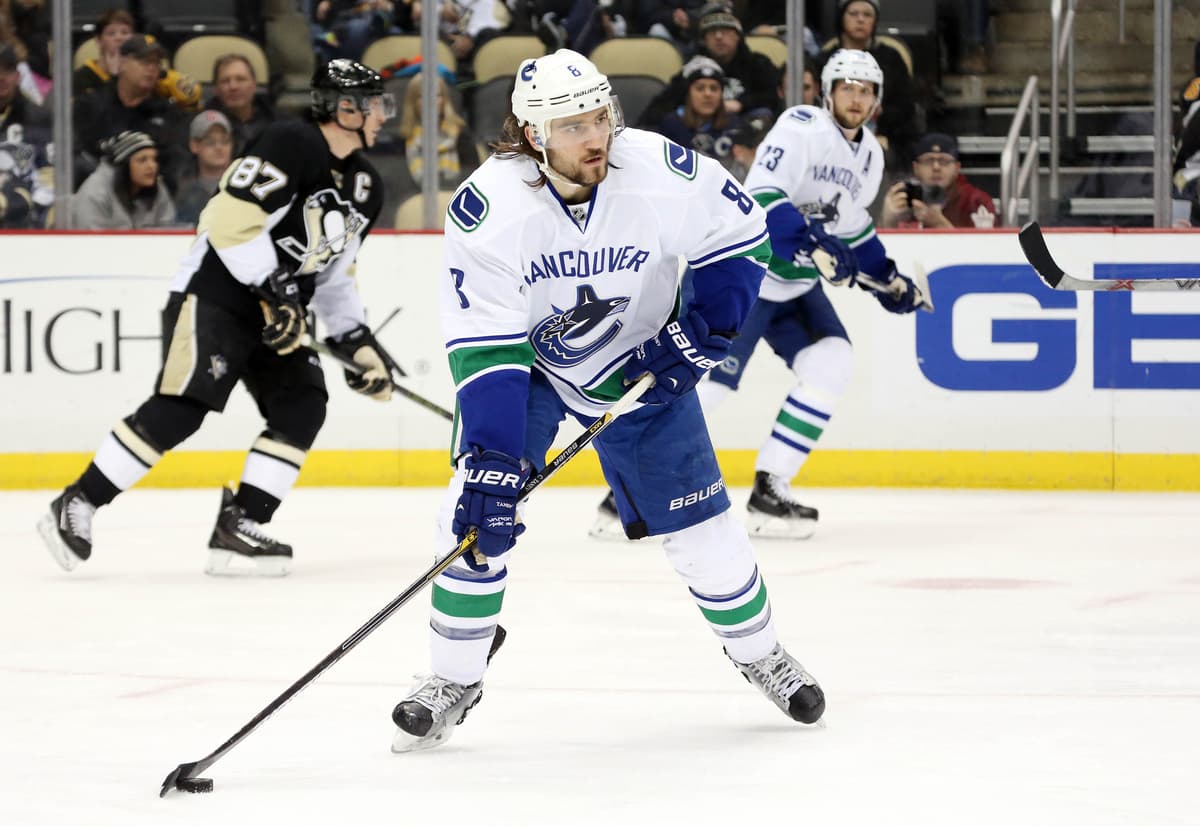 Chris Tanev and Alex Edler: What do you do? - CanucksArmy