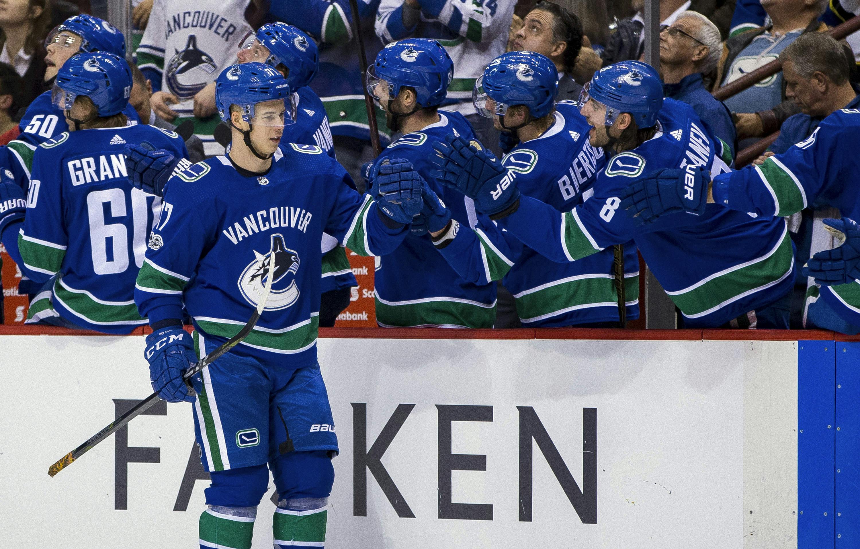 Bo Horvat, Elias Pettersson ready for 'last ride' together at NHL