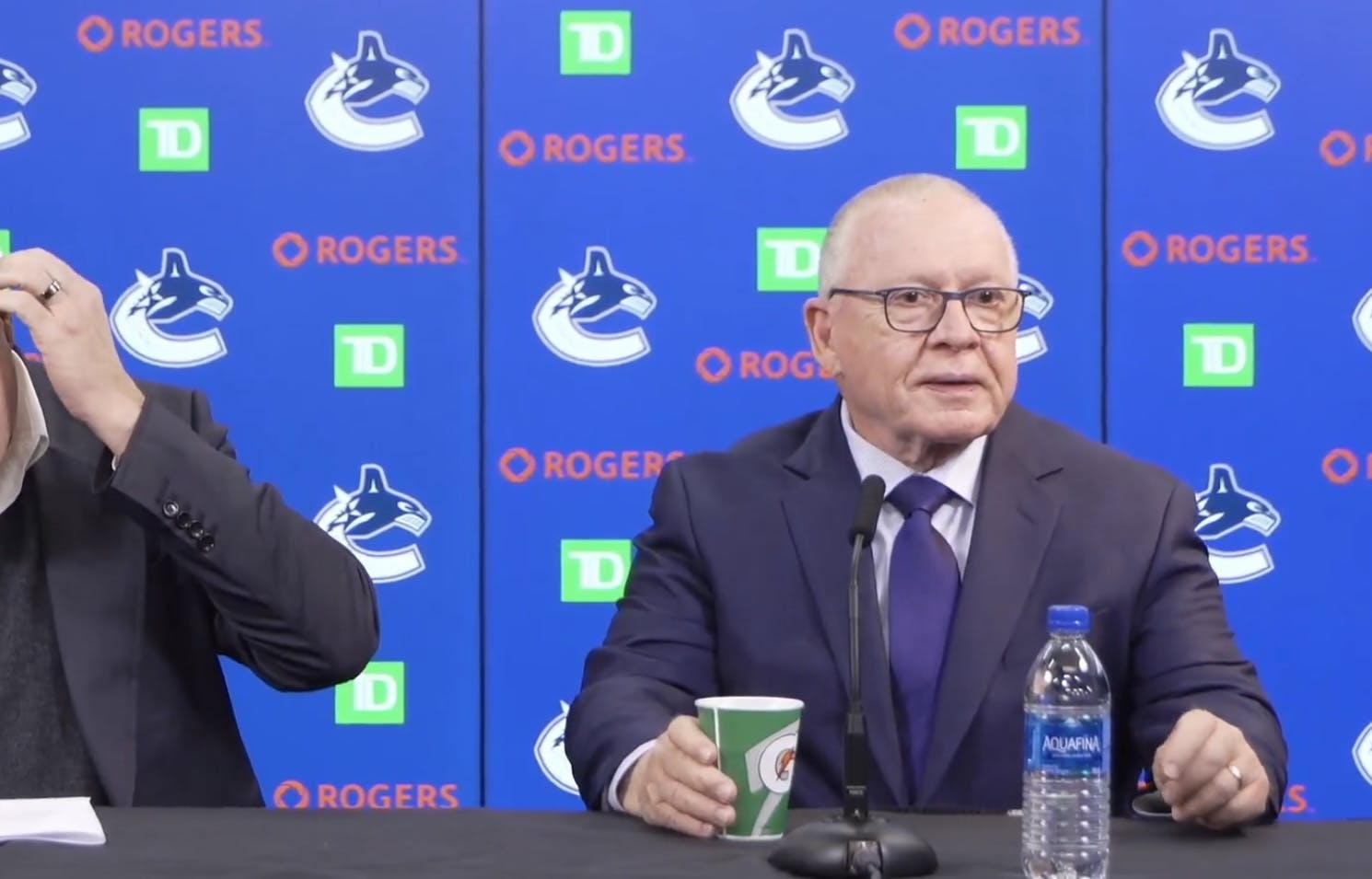 Boudreau: Rutherford's critical comments should motivate Canucks