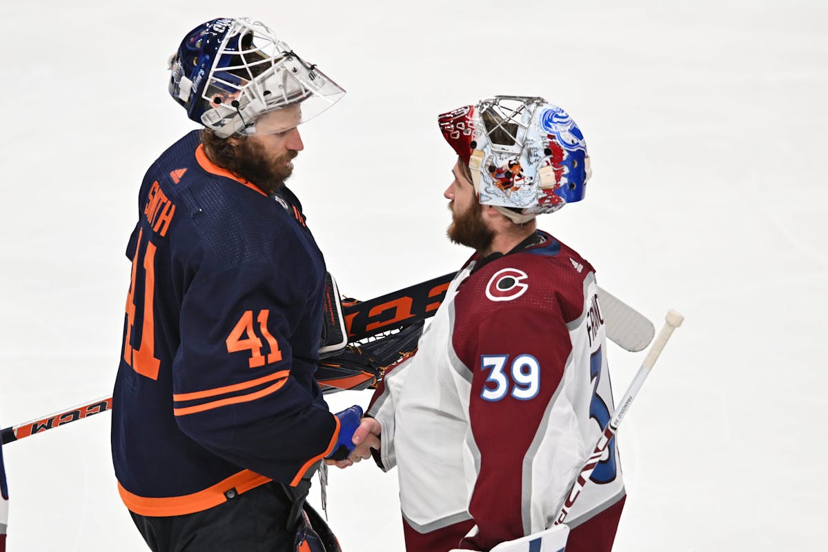 Mike Smith Re-Signs With Edmonton Oilers