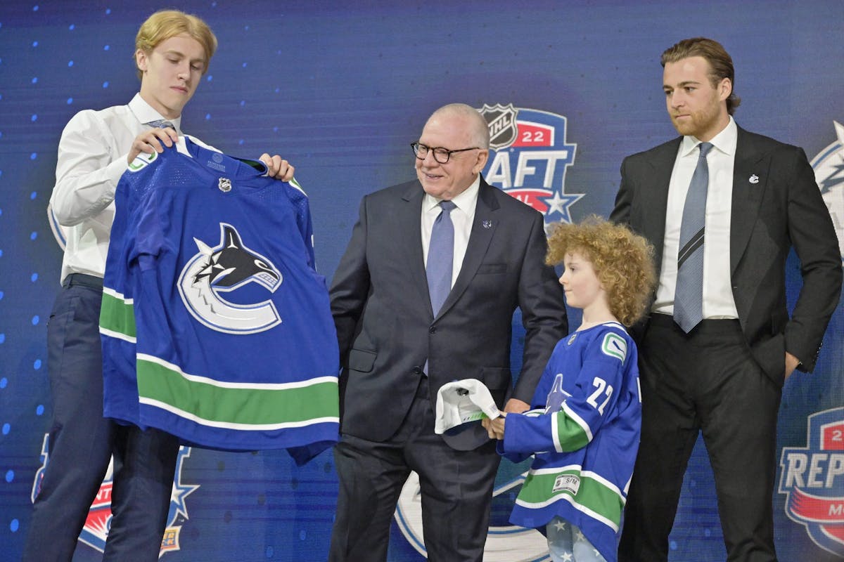 Luckless Canucks face 2023 NHL draft lottery