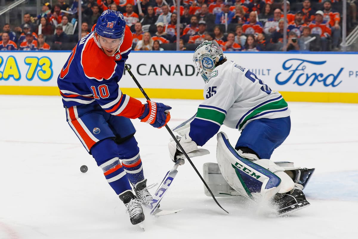 The Statsies The Numbers Show The Canucks Choked Away A Game They 