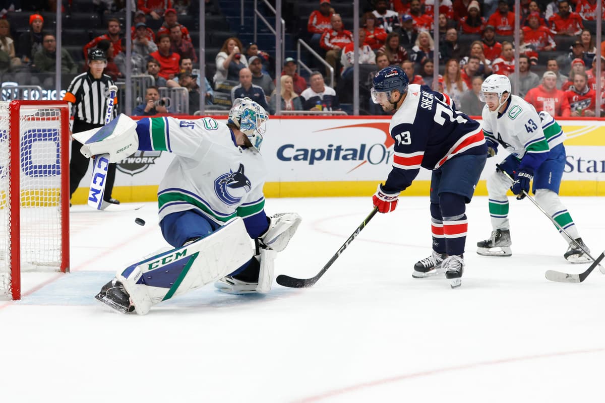 Canucks are first team in NHL history to lose first three games by