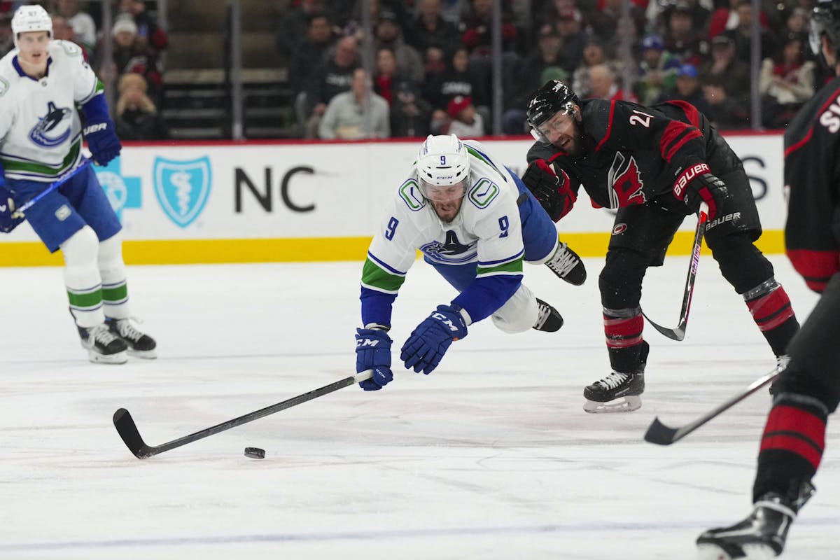 Canucks come in at 22nd on Daily Faceoff's ranking of NHL prospect pools -  CanucksArmy