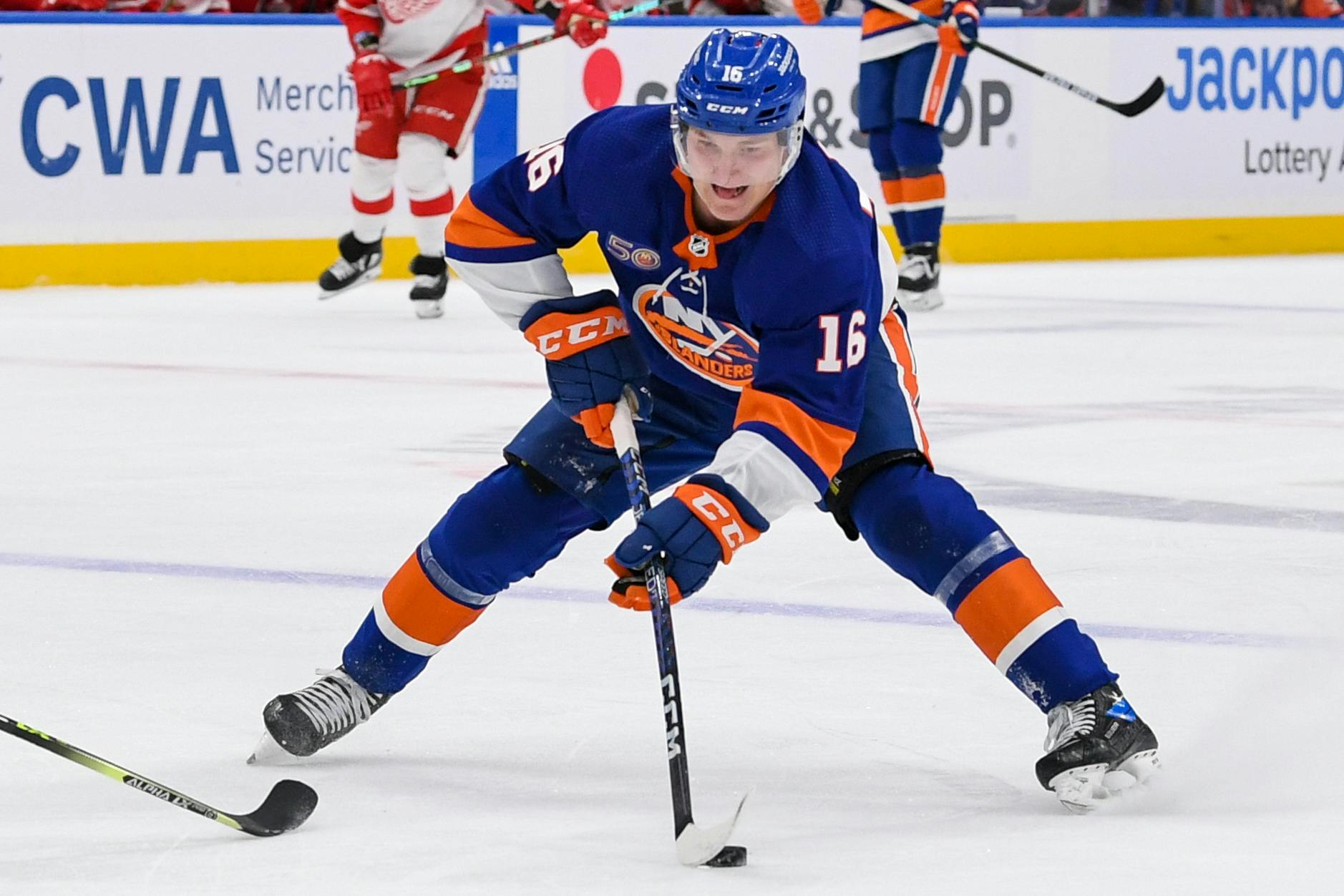 Get First Looks at Bo Horvat in his Islanders Jersey
