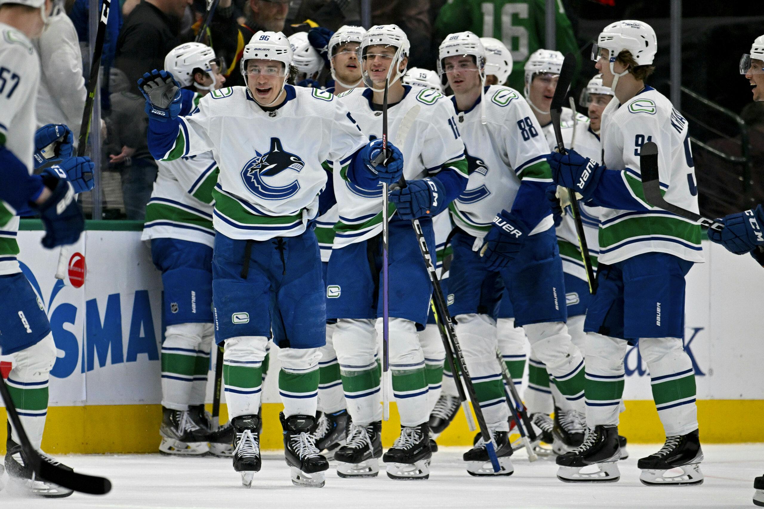 Vancouver Canucks on X: #Canucks are wearing these stick and rink