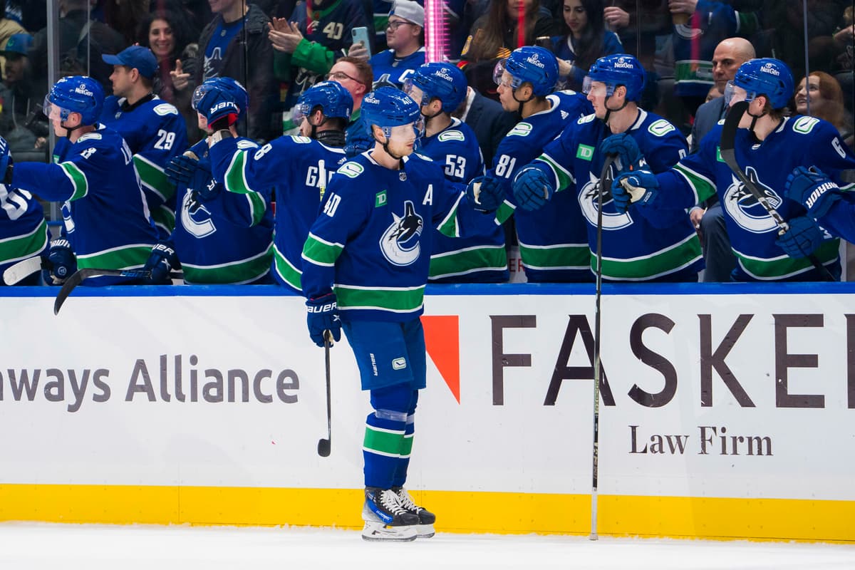 Instant Reaction: Elias Pettersson scores twice as Canucks beat