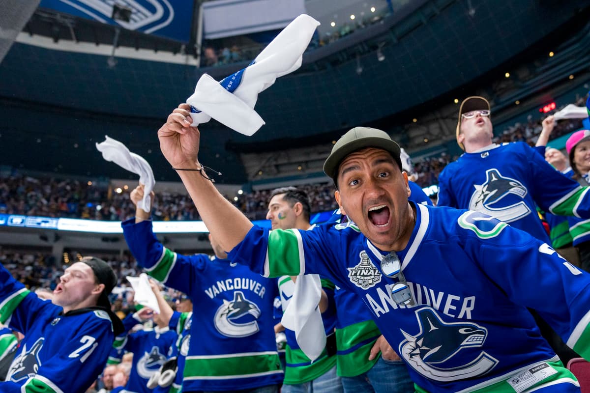 Canucks Fans Take To Scott Road For Celebrations In Surrey After Game 1