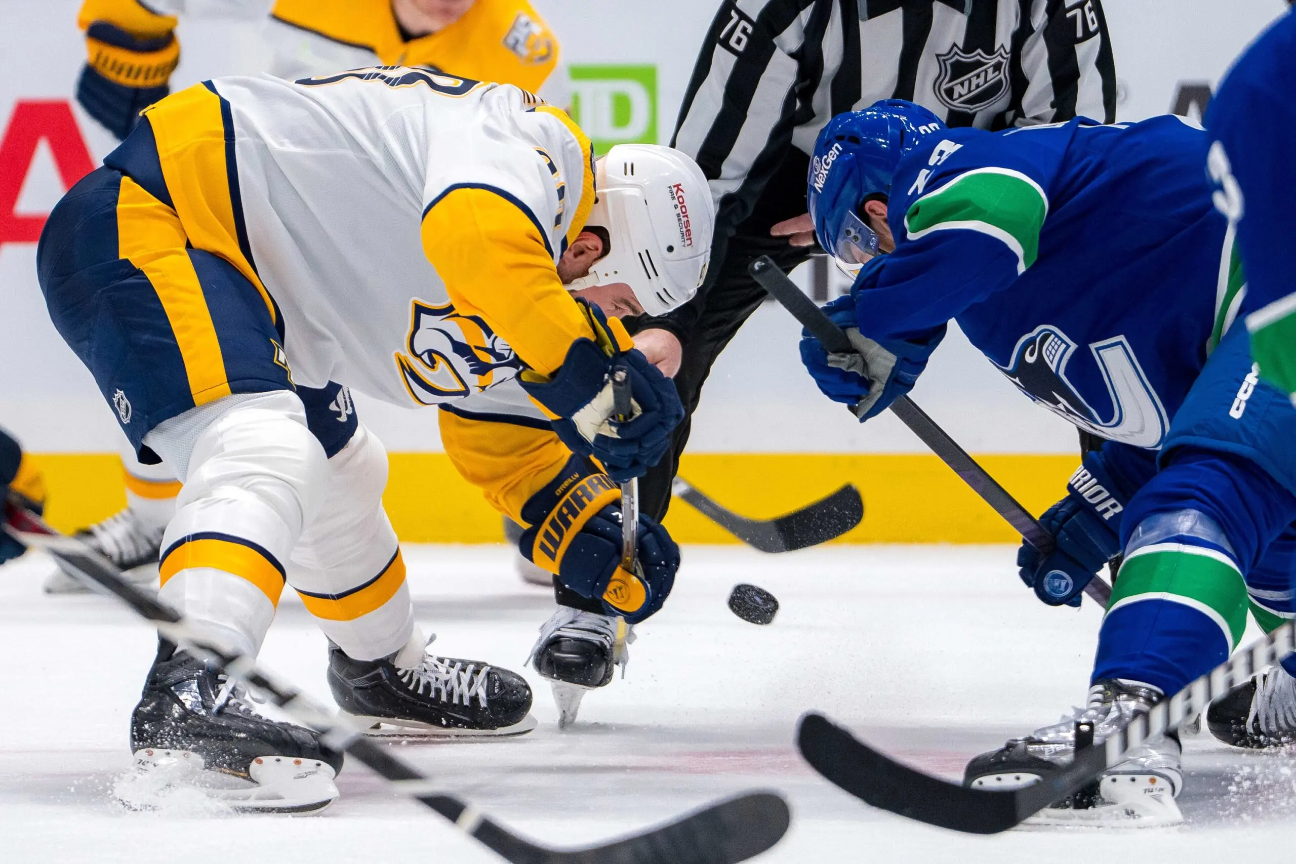NHL Betting for Vancouver Canucks vs. Nashville Predators