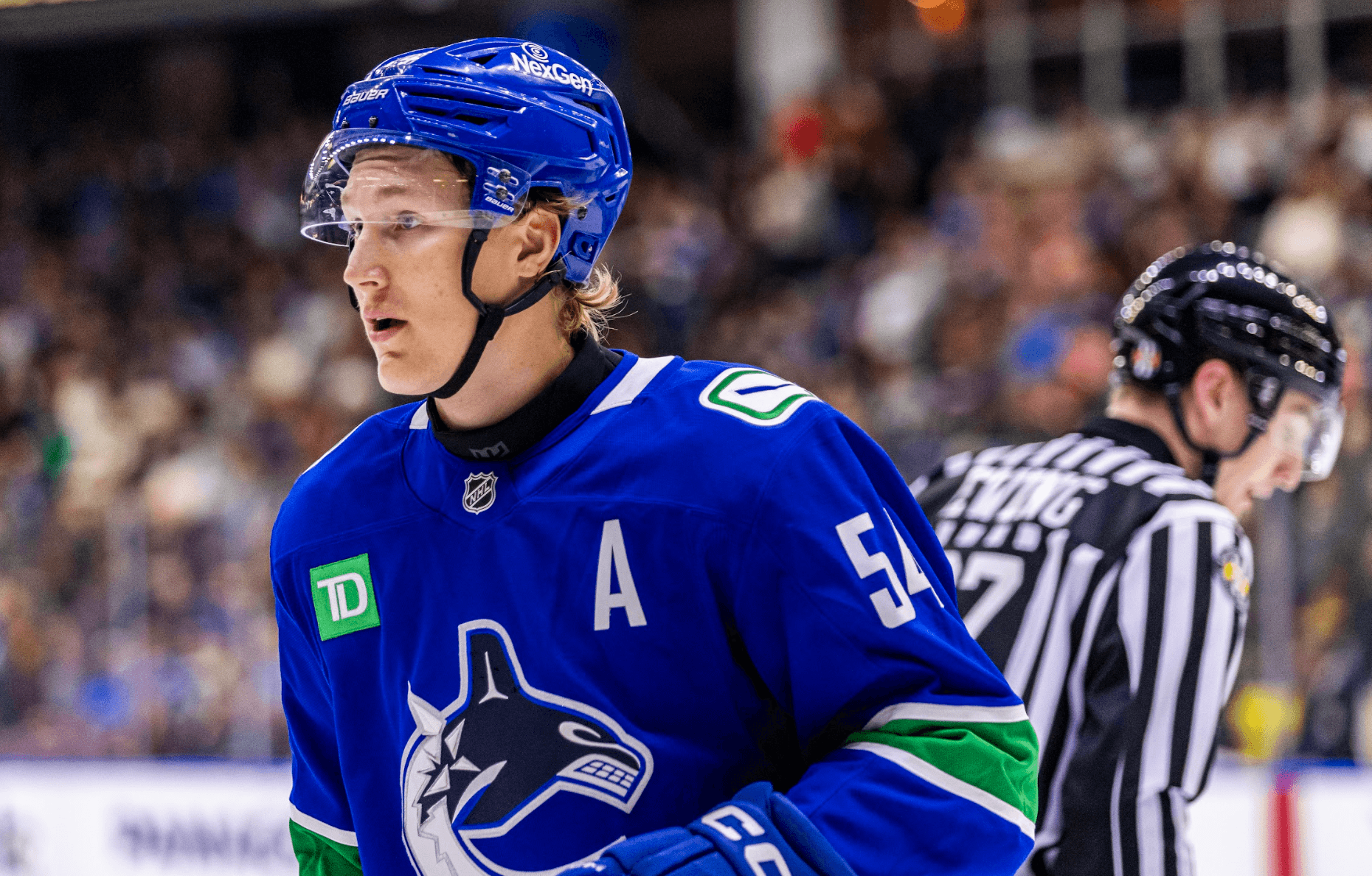 Canucks’ Aatu Räty explains his unique approach to making all faceoffs ...