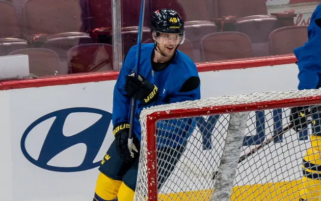 Vancouver Canucks forward Elias Pettersson skated with Team Sweden at the 4 Nations Face-Off.