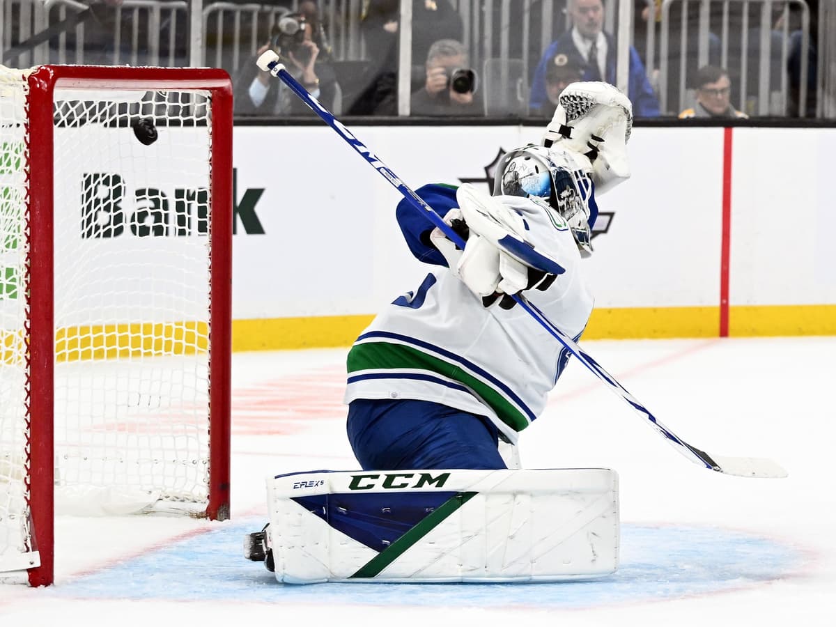 Lexie And Thatcher Demko Share Instagram Post Welcoming Their Son Dawson lexie-and-thatcher-demko-share-instagram-post-welcoming-their-son-dawson