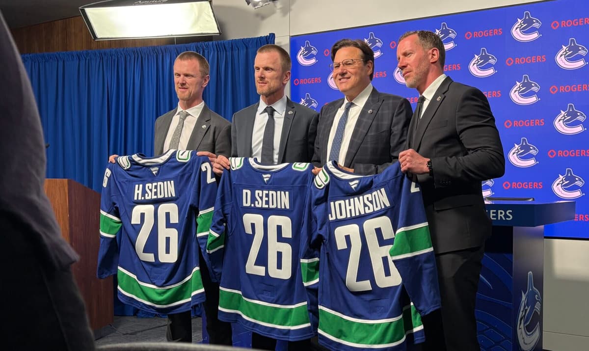 Los Canucks nombran a Ryan Johnson como nuevo GM; Daniel y Henrik Sedin como Co